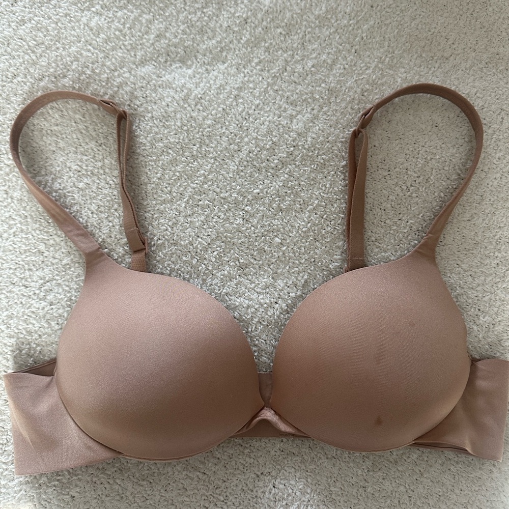 SKIMS Smooth Nude Bra